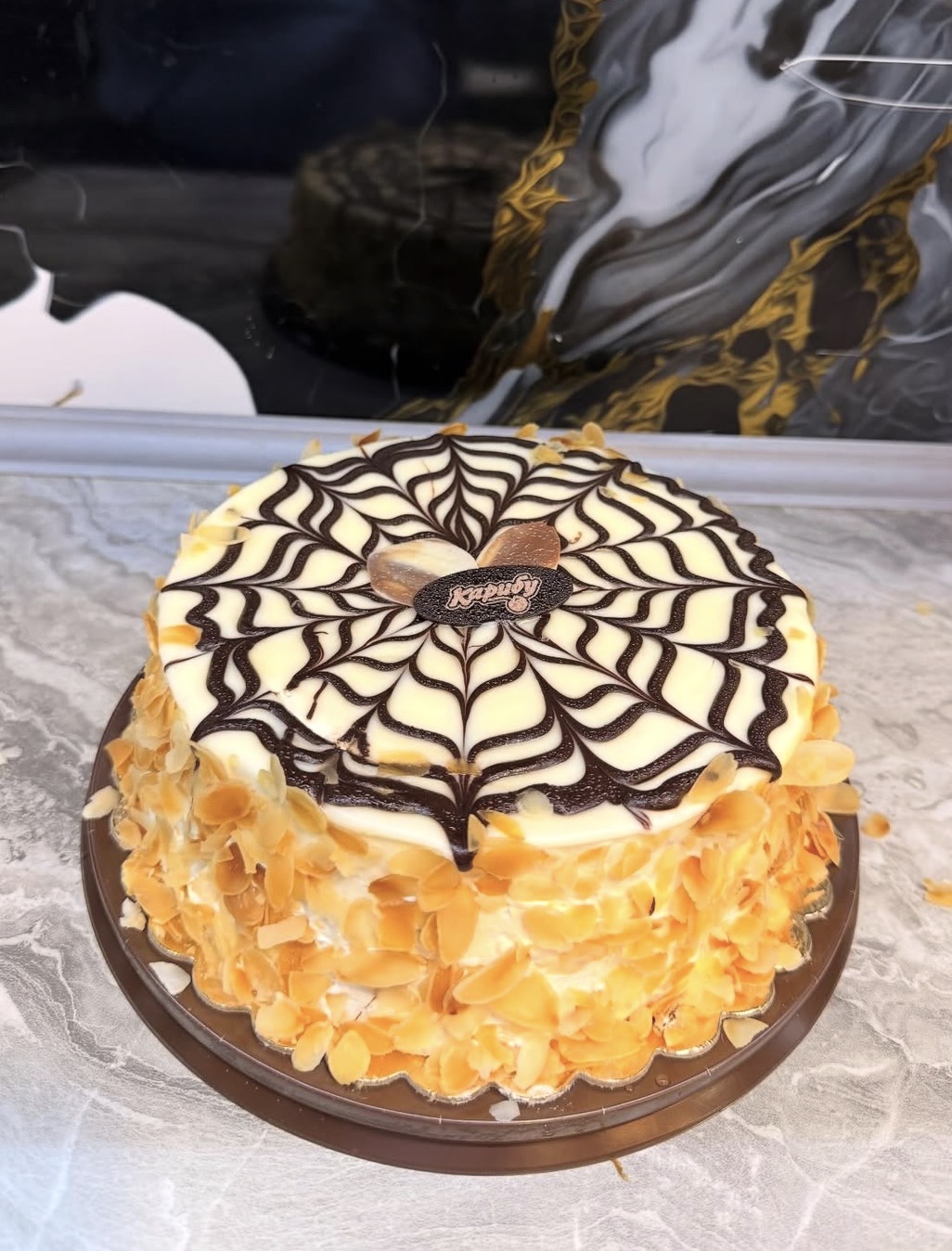 Mandel-Schoko-Torte von Balkery Gaarden